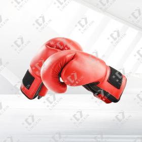 拳擊手套、頭盔、護(hù)膝