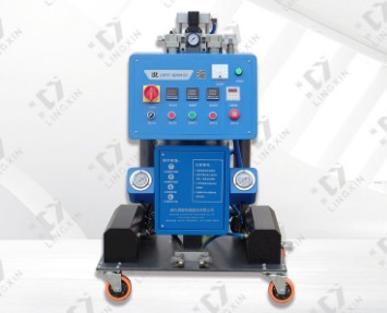 聚氨酯發(fā)泡噴涂機(jī)