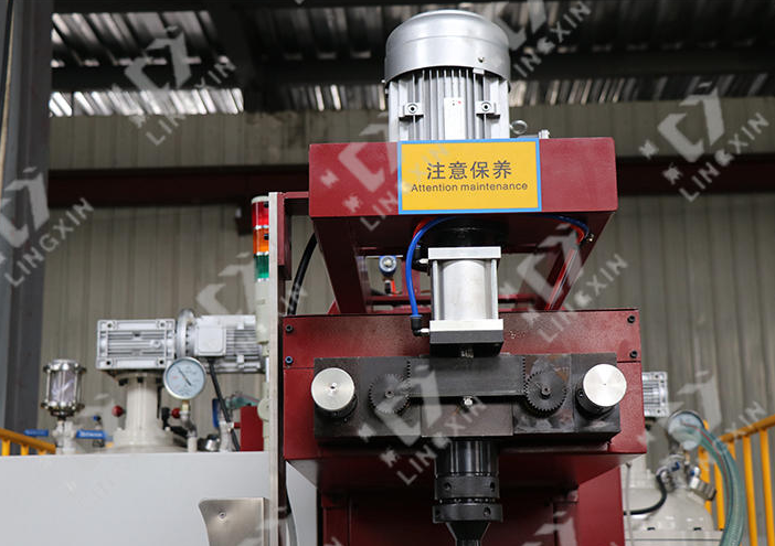 聚氨酯澆注機(jī)